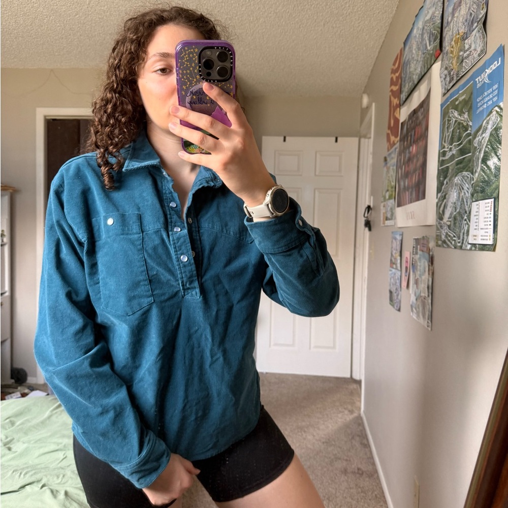 Teal Pearl Snap Button-Up Shirt